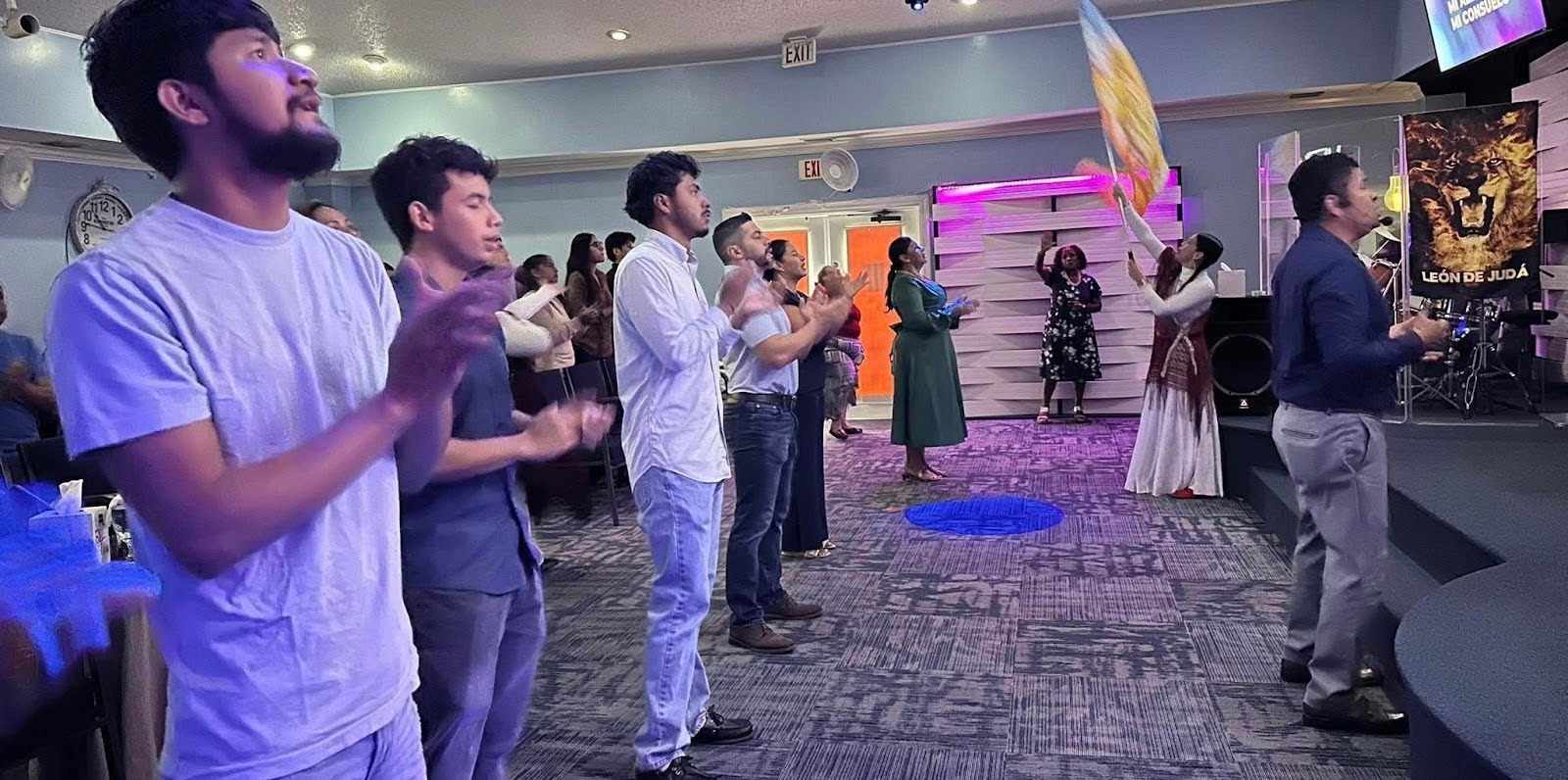 Noches de Adoración